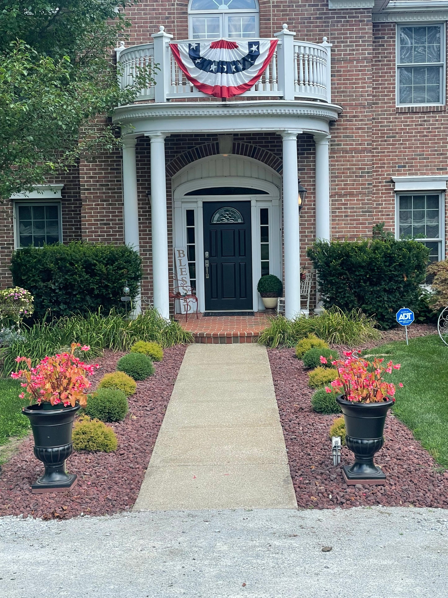 Red Lava - WNY Direct Per Yard