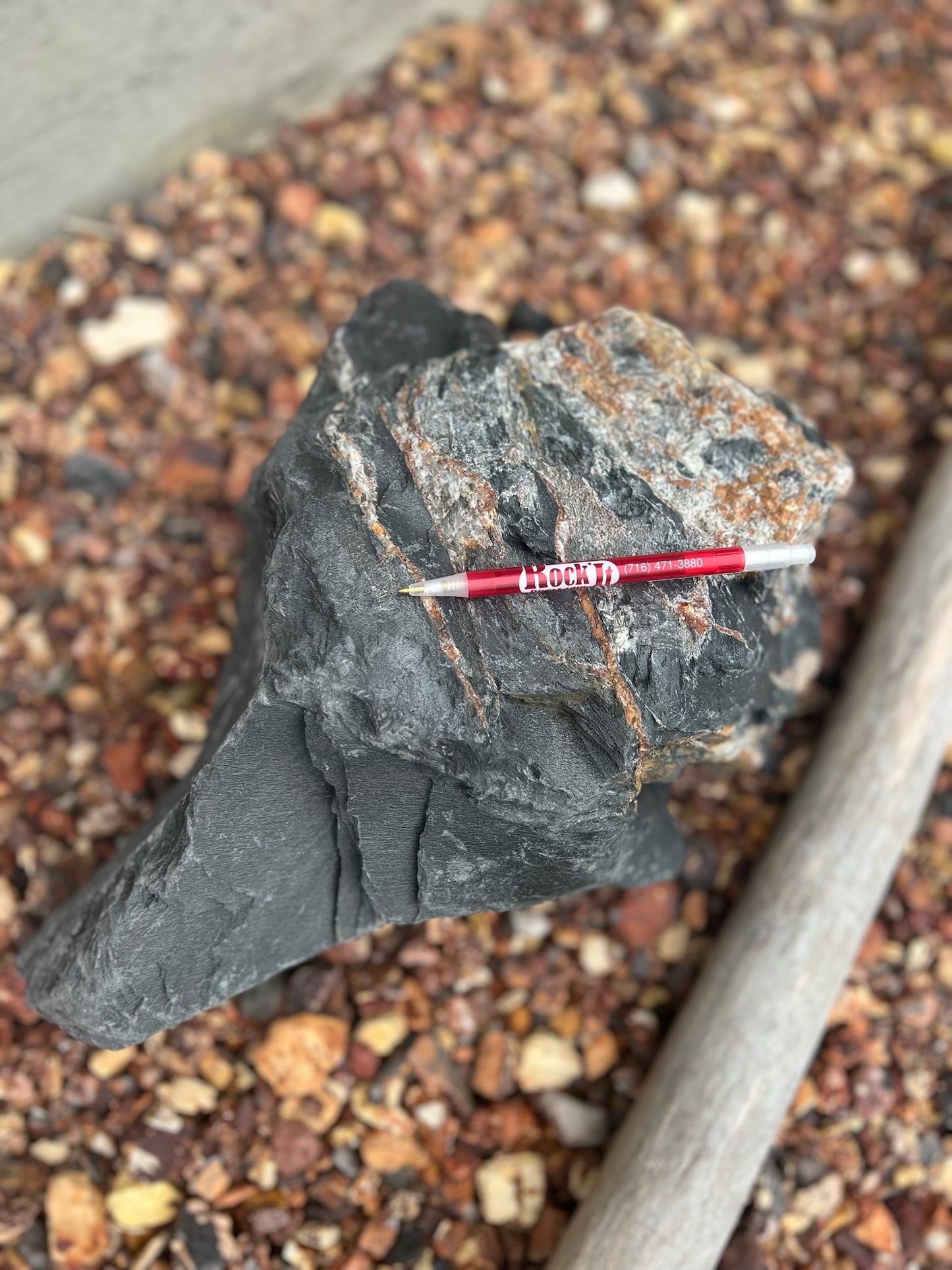 Metallic Gray Slate Mini Boulders