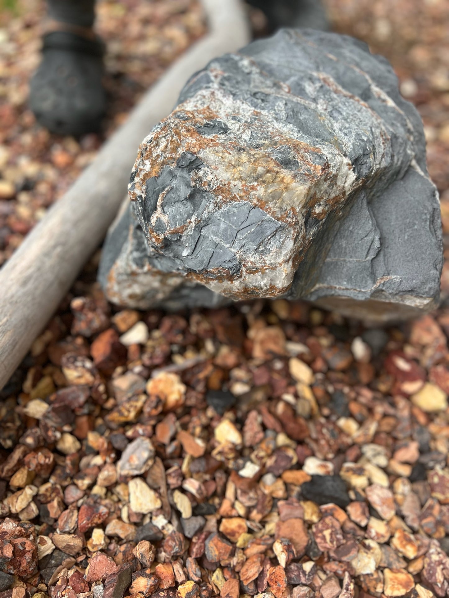 Metallic Gray Slate Mini Boulders