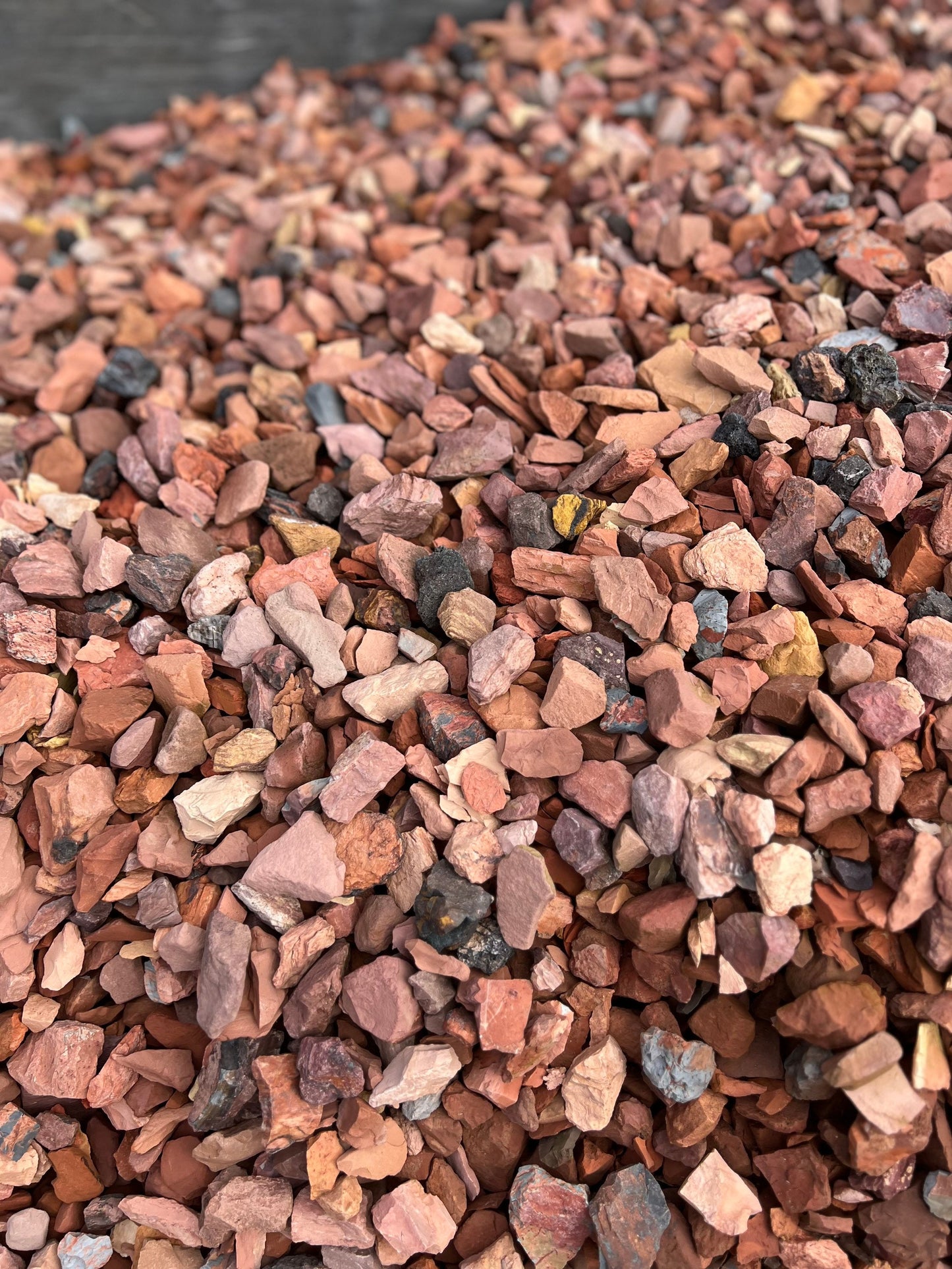 Western Sunset Stone 1.5" - 1 Gallon Bag